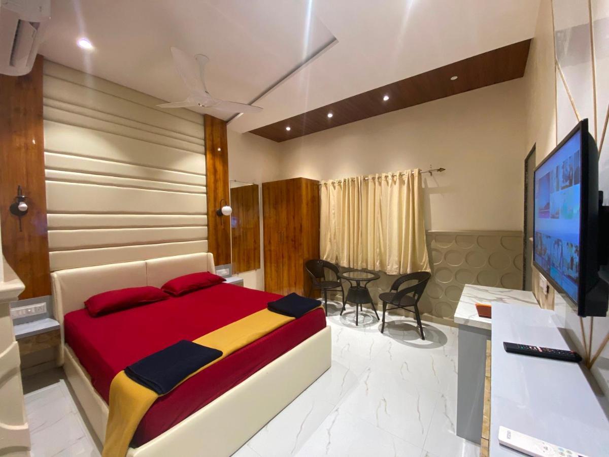 Collection O Palm Springs Beach Resort Mumbai Exterior photo