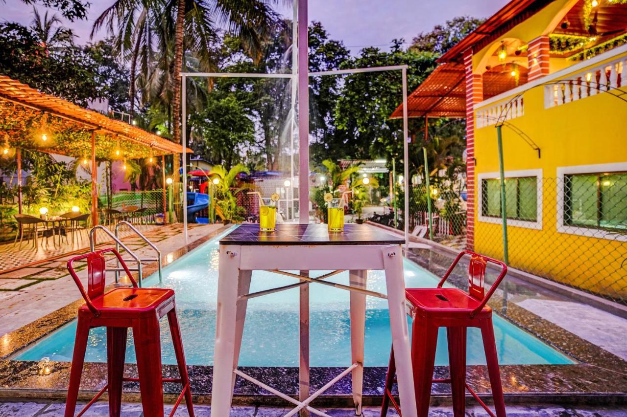Collection O Palm Springs Beach Resort Mumbai Exterior photo